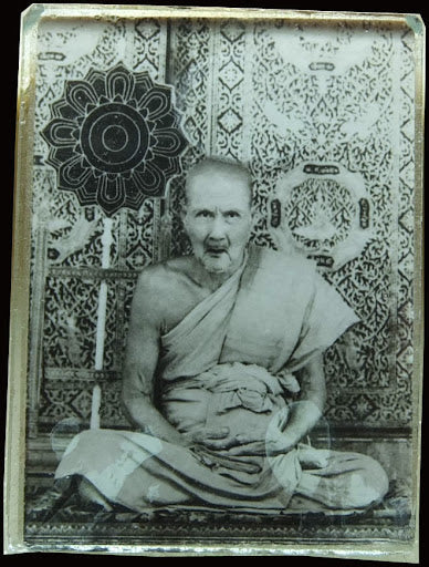 Luang Pu Pueak Wat King Kaew